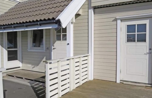 Flekkefjord Apartment | Holiday apartment "Arne", Hidra Island near Flekkefjord, Kirkehamn/Kirkehavn, Norway-Vestagder, Southern Norway, well equipped, 6 persons, 3 bedrooms, 1 bathroom, internet, 80 m² panoramic terrace with magnificent view over the archipelago and t.