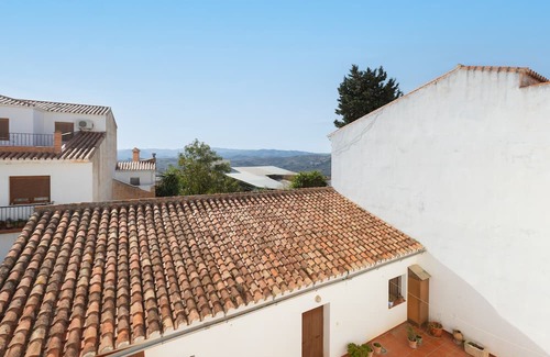 Periana Ski Chalet | Casa Lucia - Six Bedroom Chalet, Sleeps 13