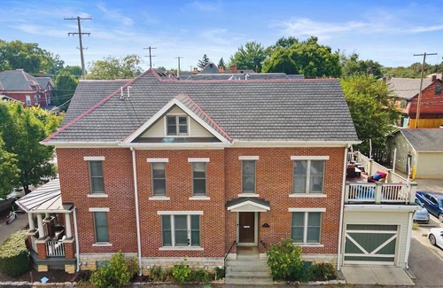 Short North House | 25 Beds /Best Location-2 Homes!