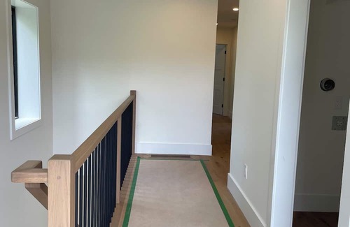 Dartmouth House | CharmingBrand new 3-bedroom house with WiFi and AC in peaceful Dartmouth.