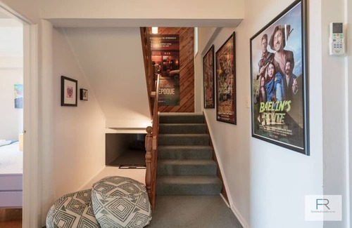 Hillcrest House | Hillcrest Bush Retreat (by Furnished Rentals)