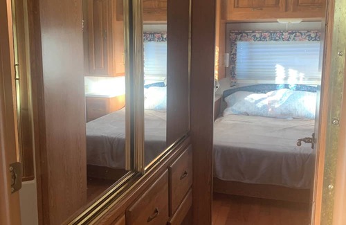 Tellico Plains House | Pets welcome! Don't leave the fur babies at home!