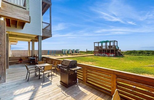Port Bolivar House | BORA307 Oceanaire w/Oceanfront Balcony and Pool