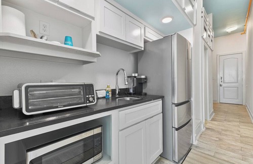 Port Bolivar House | BORA307 Oceanaire w/Oceanfront Balcony and Pool