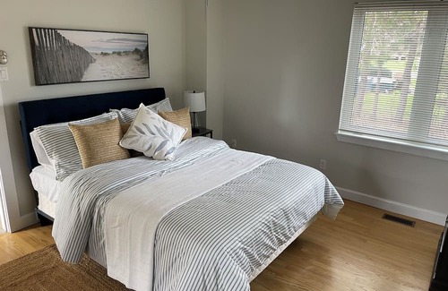 The Bluff Cottage | Luxury Beach house located in the Bluff, steps away from Parlee Beach