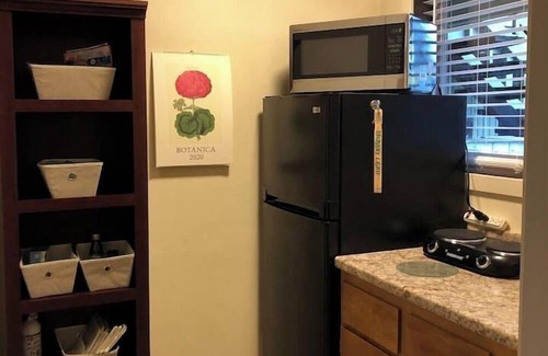 Eugene Apartment | 1A-Studio near UofO, Hayward field, Hult Ctr & DT