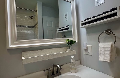 Walden House | Hudson Valley Retreat - perfect blend of home comforts & nature’s tranquility!