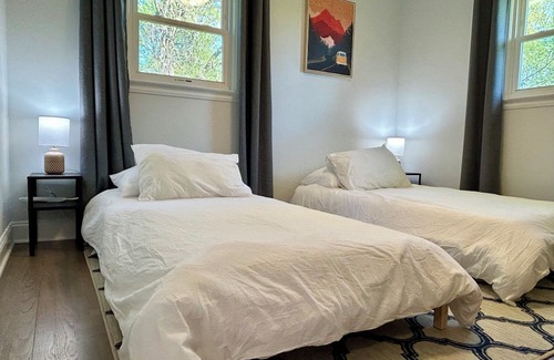 Walden House | Hudson Valley Retreat - perfect blend of home comforts & nature’s tranquility!