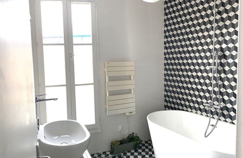 Puteaux Apartment | Spacious, comfortable, quiet duplex apartment