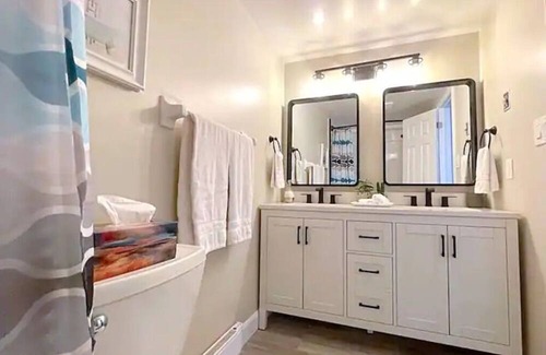 The Blue Mountains Condo | Mountainside Retreat - Ski in/out - Endless Coffee