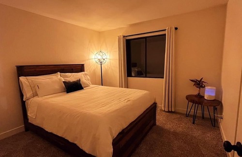 Summerlin South House | Quiet & Cozy home just minutes from the Las Vegas strip! Pet-Friendly