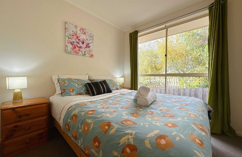 Kingston House | Hobart Harmony Home - 10 minutes to CBD