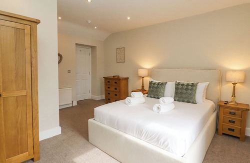 Wark Cottage | HADRIAN SUITE, family friendly, with a garden in Wark