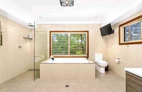 South Nowra House | Tranquillity awaits, close to Jervis Bay beaches