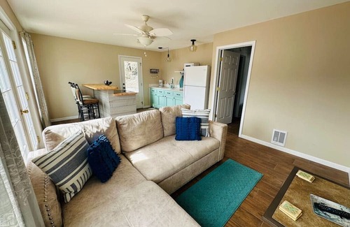Hammondsport House | The Dockaholic on Keuka Lake
