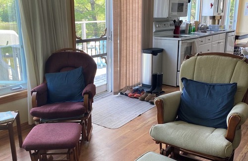 Machar Cottage | Peaceful family getaway on beautiful Eagle Lake