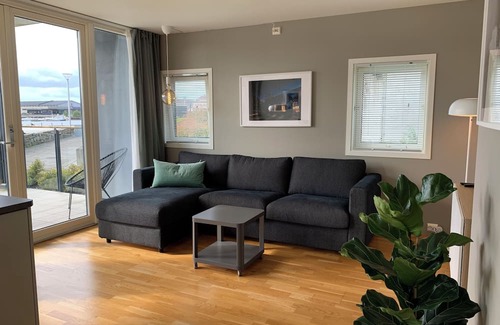 Strand Municipality Apartment | Flott Leilighet Midt i Havna på Jørpeland! 12min fra Preikestolen Parkeringen