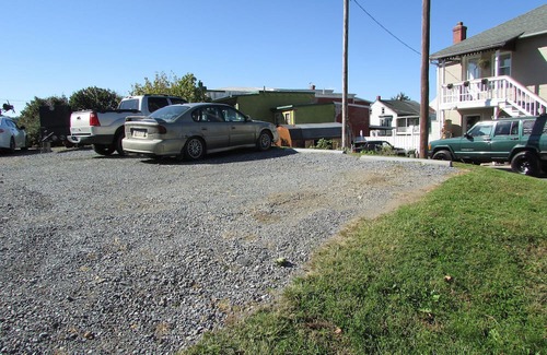 Hamburg Apartment | "Heart of Hamburg" is a 1 Bedroom Traveler's Haven in downtown Hamburg, PA!