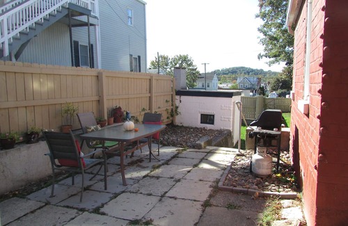 Hamburg Apartment | "Heart of Hamburg" is a 1 Bedroom Traveler's Haven in downtown Hamburg, PA!