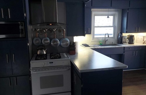 Port Dover House | tAlbion Landing Cottage Port Dover Ontario