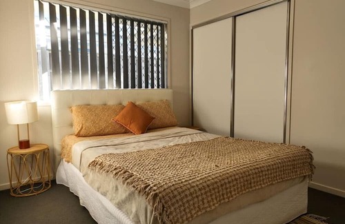Coomera House | Comfy 5bdr 2Bth Gold Coast Home Close to FWY