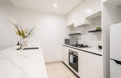 Clayton Apartment | Welcome to your peaceful apartment in Clayton