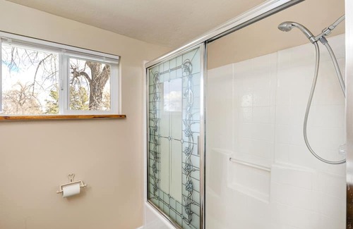 Fairfield House | Fairfield Park Inn Room #4