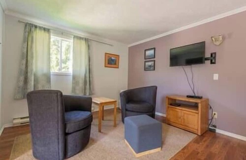 Alert Bay Cabin | (J) Standard Double Cabin