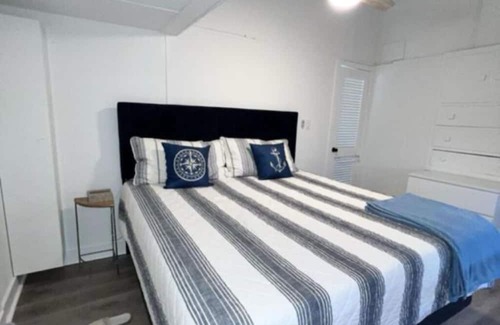 Ocean Beach III Cottage | Waterfront Beach Cottage in Lavallette