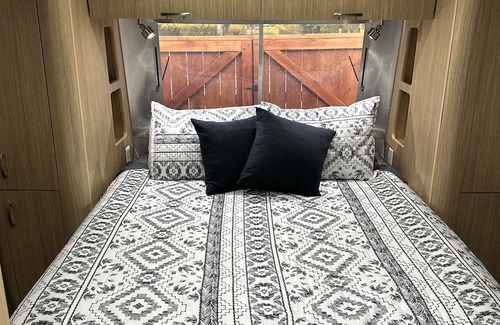 Tangent House | Airstream Oasis