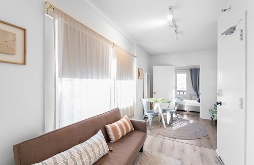 Marina del Rey Apartment | Beachside Bliss: Venice Suite with Ocean Serenity
