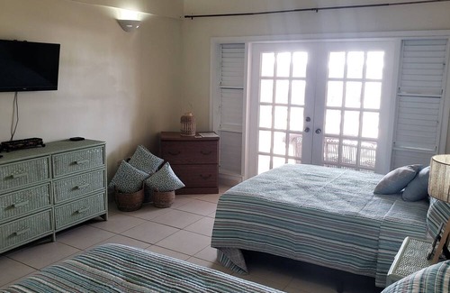 Scarborough Condo | 21 Plantation Paradise, is an idyllic retreat. Book now for blissful relaxation!