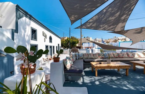 Karterados Villa | Nice 1BR Suite near the Orthodox Cathedral