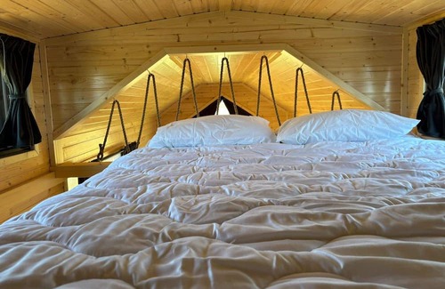 El Castillo de las Guardas House | Cepera House by Tiny Away