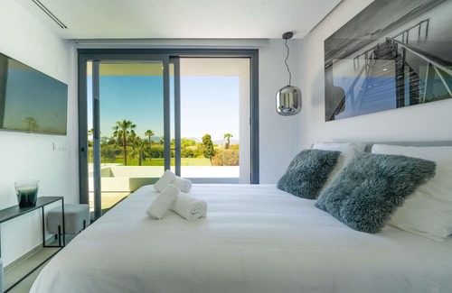 Molinell Villa | Villa Serenidad by Oliva Nova