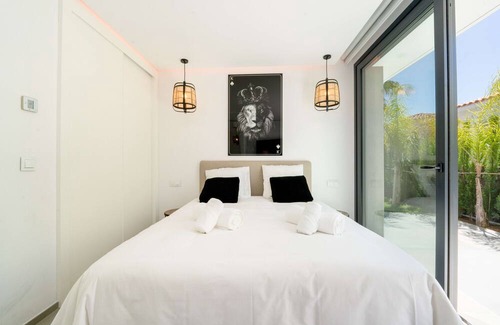 Molinell Villa | Villa Serenidad by Oliva Nova