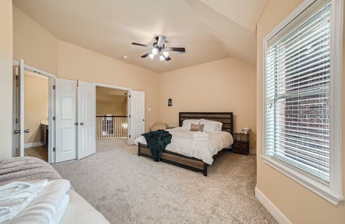 Georgetown House | Sycamore Sanctuary | 1 Gig Wi-Fi | Quiet Neighborhood