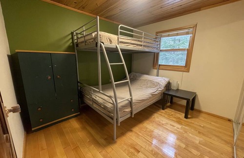 Madawaska Valley Cottage | Relax in Canadian Nature in our 2 bedroom Cottage on Long Lake