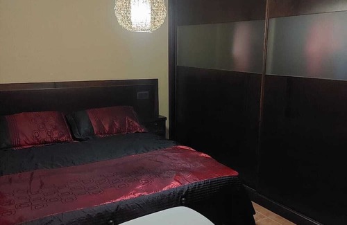 Castril Apartment | Holiday Apartment "Casa Rural La Parra Castril 1 Bajo" with Mountain View, Terrace & Wi-Fi