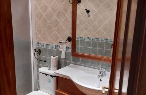 Castril Apartment | Holiday Apartment "Casa Rural La Parra Castril 1 Bajo" with Mountain View, Terrace & Wi-Fi