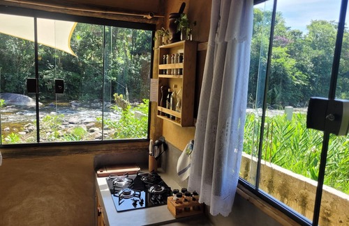 Mambucaba Cottage | Casa da Cachoeira 2, em Paraty, Somos pet Friendly