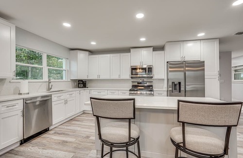Panama City House | Pet-Friendly Panama City Home, 9 Mi to Beach!