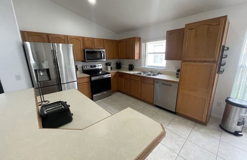 Windsor Palms House | Vacation Home with a Pool & Spa Near Disney