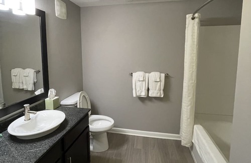 Polaris Apartment | HOT Spot! Polaris! Great for interns and business travelers!