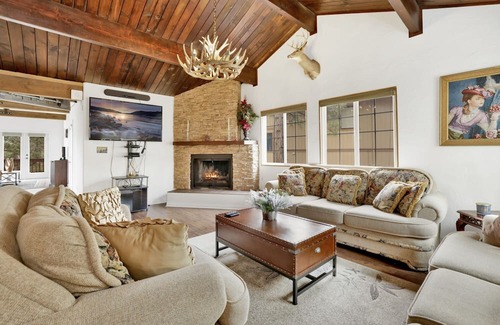 Whispering Forest Cabin | 2416-antelope Views 3 Bedroom Cabin by RedAwning