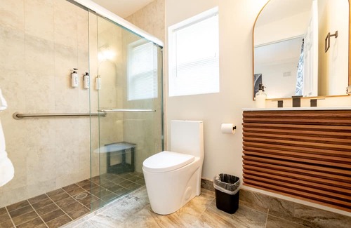 Crescent Beach Condo | Luxury 2BD 2BTH - Condo #1