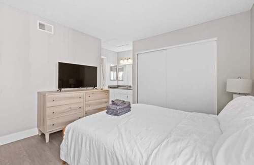 Colton Apartment | 2BR/2BA |Cozy Queen Suite Apartment with Pool