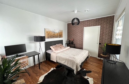 Lahti House | Modern & Stylish 2BR Apartment with Sauna, Terrace and Free Private Parking