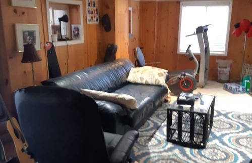 Buckhorn Cottage | Lakefront cottage with inground pool and hot tub