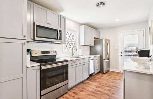 South Bethany Cottage | NEW LISTING 2024! Family friendly comfy & cozy classic Bethany Beach vacation home with all the cottage charm imaginable! Single level living